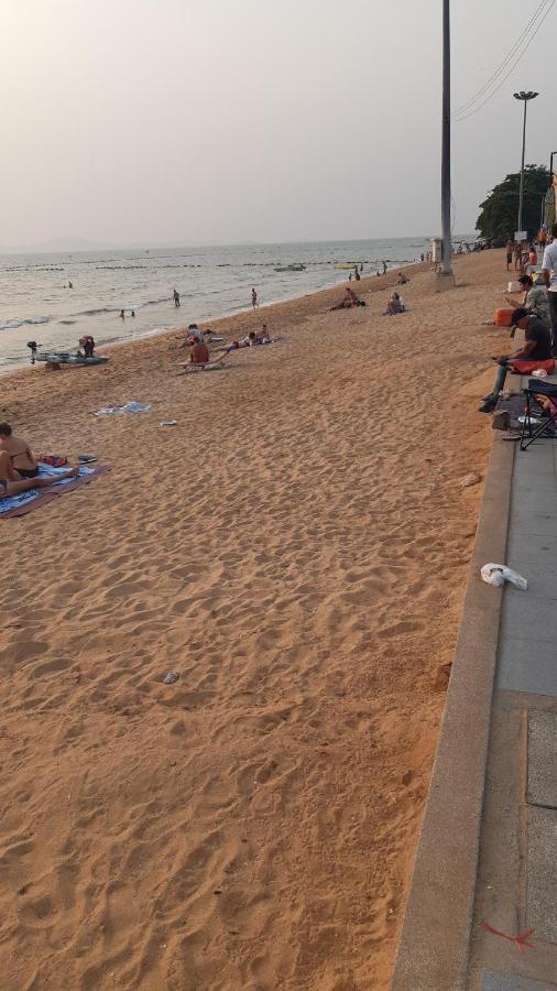 จอมเทียน มอร์นิ่งสตาร์ เกสท์เฮ้าส์ Hotel หาดจอมเทียน ภายนอก รูปภาพ