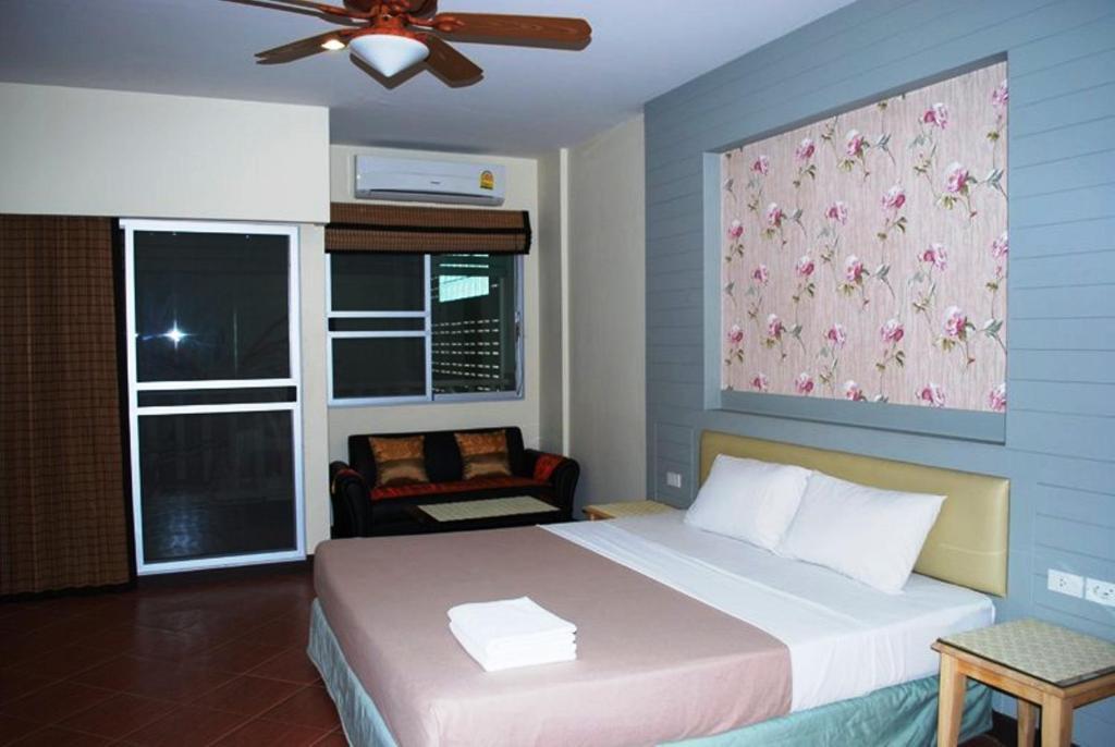 จอมเทียน มอร์นิ่งสตาร์ เกสท์เฮ้าส์ Hotel หาดจอมเทียน ห้อง รูปภาพ