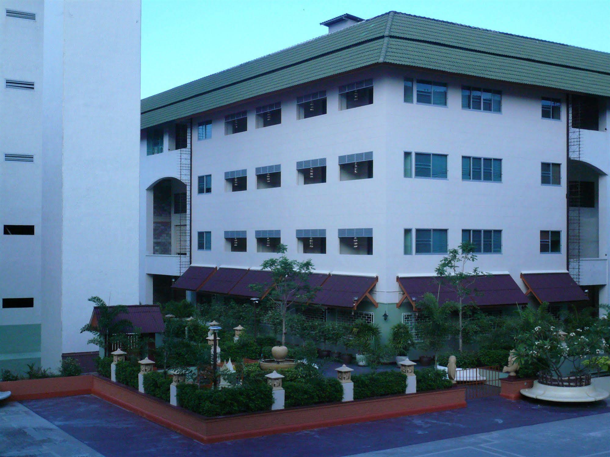 จอมเทียน มอร์นิ่งสตาร์ เกสท์เฮ้าส์ Hotel หาดจอมเทียน ภายนอก รูปภาพ